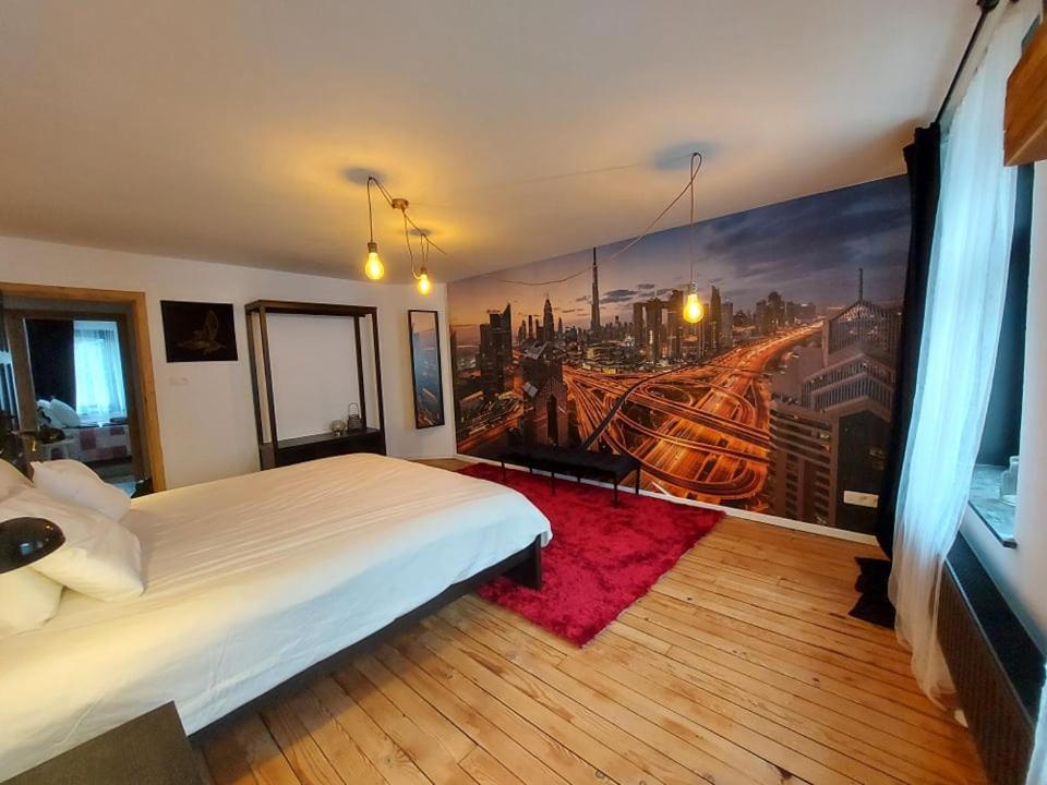 Old Design Duplex Apartment บาสตาญ ภายนอก รูปภาพ